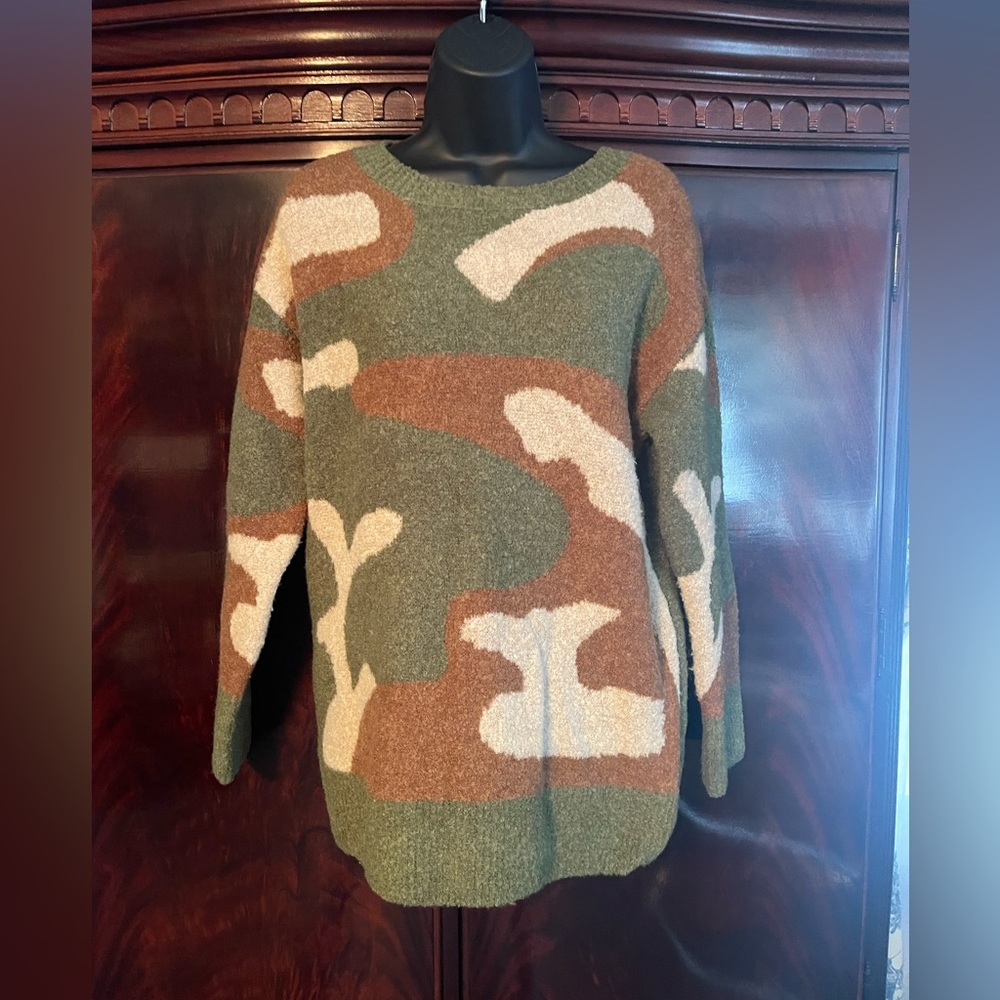 Cozy sweater like new